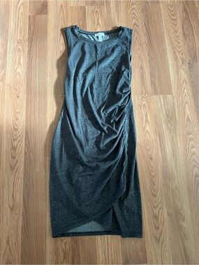 Leith Charcoal Sleeveless Ruched Midi Dress